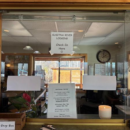 Susitna River Lodging, Suites Талкитна Екстериор снимка