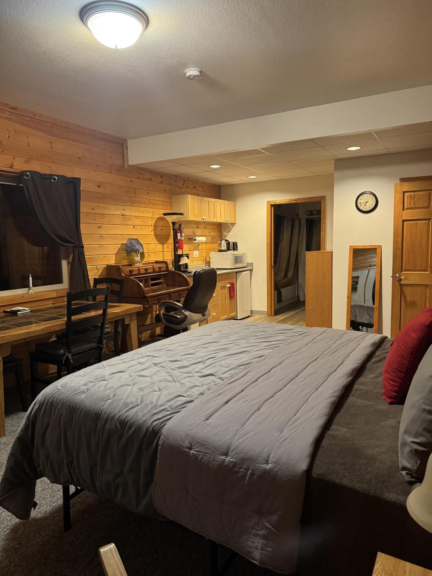 Susitna River Lodging, Suites Талкитна Екстериор снимка